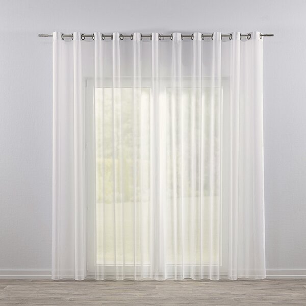 Eyelet voile/net curtains