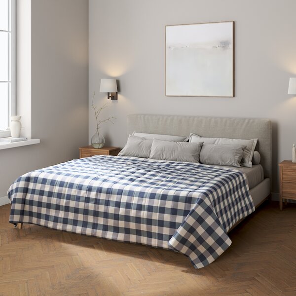Stripe quilted throw