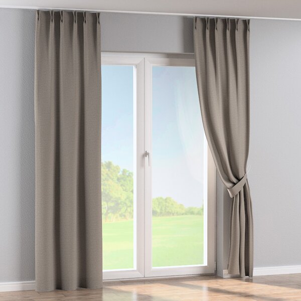 Double pinch pleat curtain