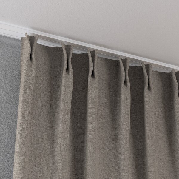 Double pinch pleat curtain