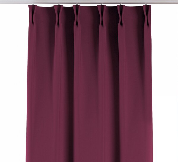 Double pinch pleat curtain