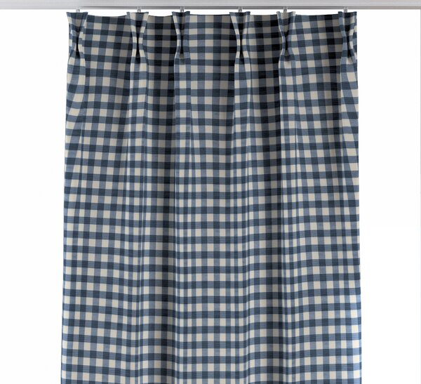 Double pinch pleat curtain