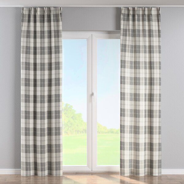 Double pinch pleat curtain