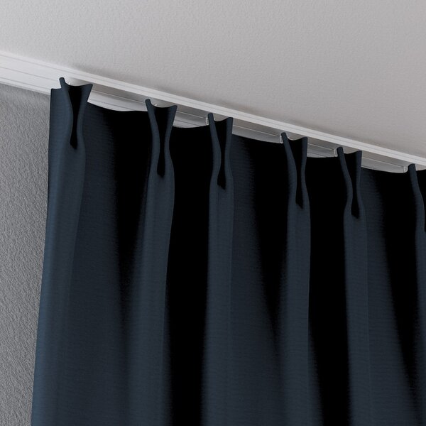 Double pinch pleat curtain