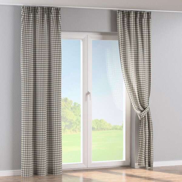 Double pinch pleat curtain