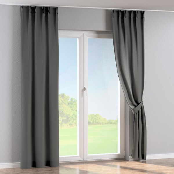 Double pinch pleat curtain