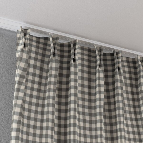 Double pinch pleat curtain