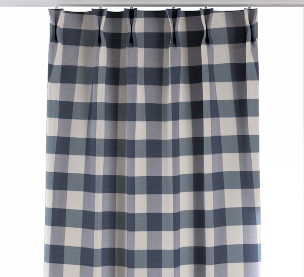 Double pinch pleat curtain
