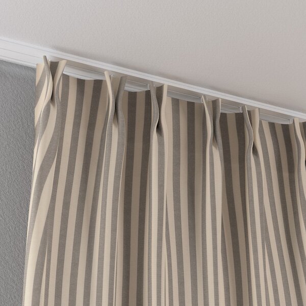 Double pinch pleat curtain