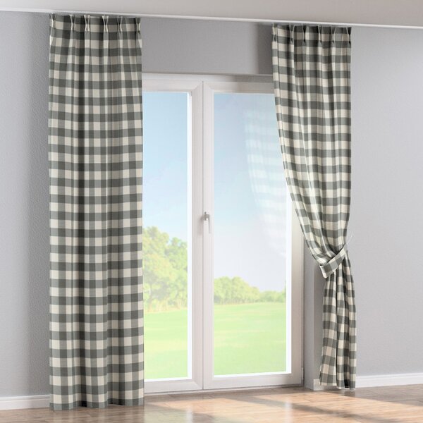 Double pinch pleat curtain