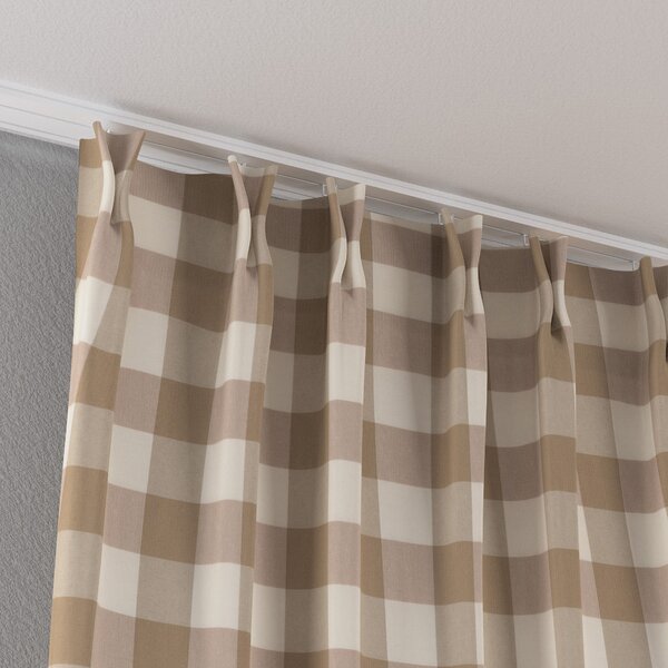 Double pinch pleat curtain
