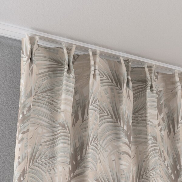 Double pinch pleat curtain