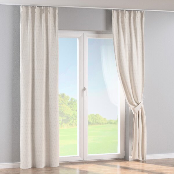Double pinch pleat curtain