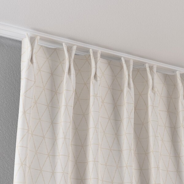 Double pinch pleat curtain