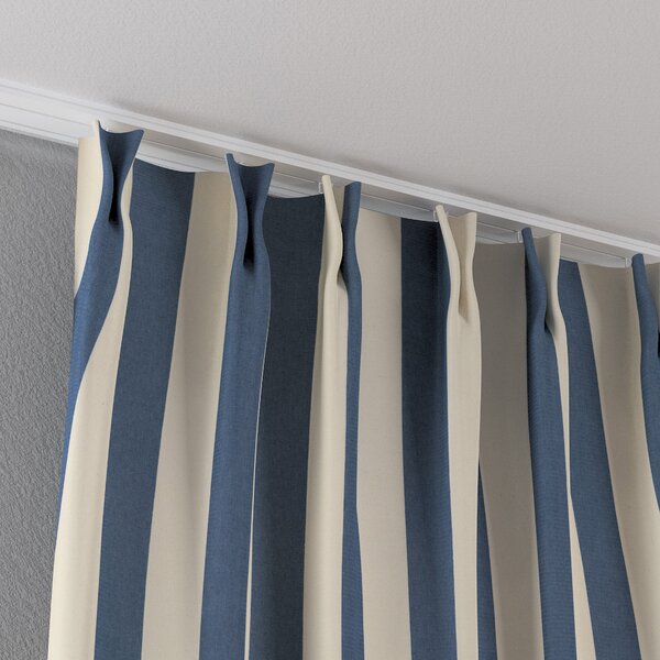 Double pinch pleat curtain