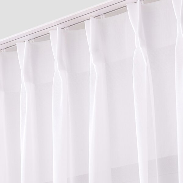 Net curtain with double pinch pleat