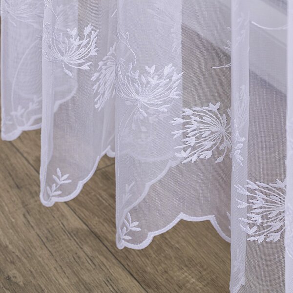 Pencil pleat voile/net curtain