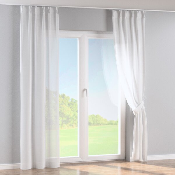 Double pinch pleat curtain