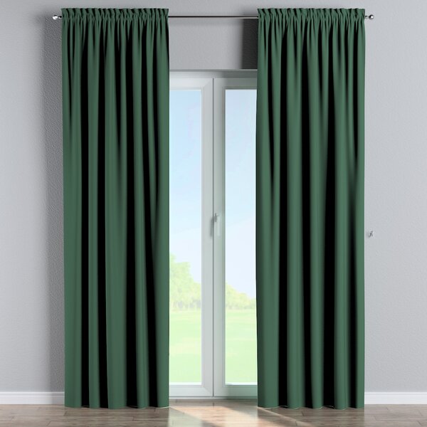 Slot and frill curtain