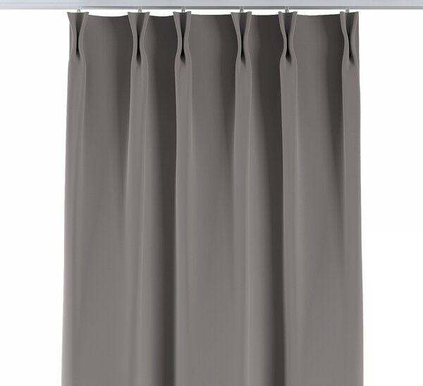 Double pinch pleat curtain