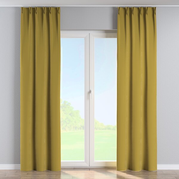 Double pinch pleat curtain
