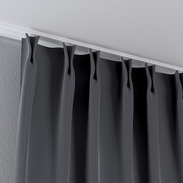 Double pinch pleat curtain