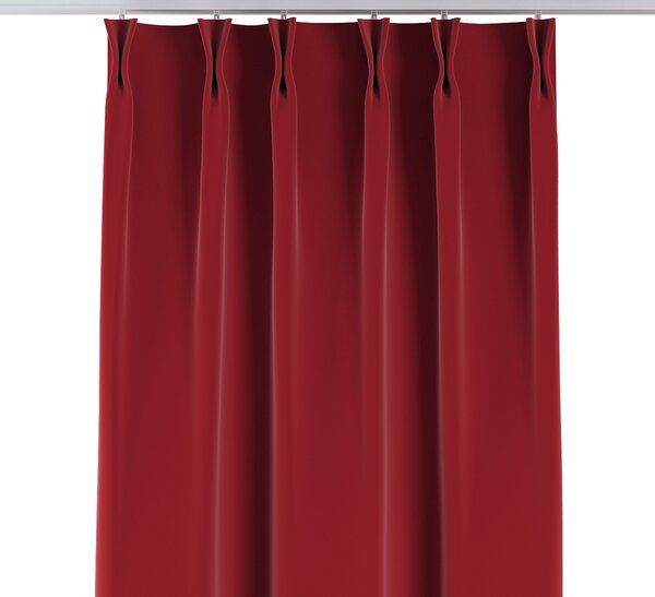 Double pinch pleat curtain