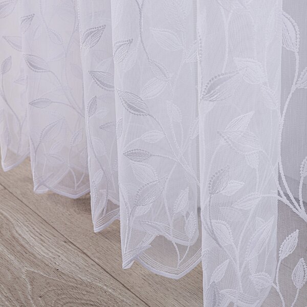 Pencil pleat voile/net curtain