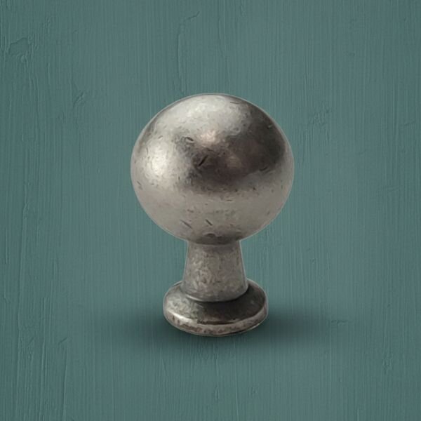 Layon Cabinet Knob in Matt Brushed Brass, Antique Pewter and Deep Antique Brass Finish