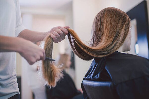 Photography Girlfriends getting new haircut., Guido Mieth