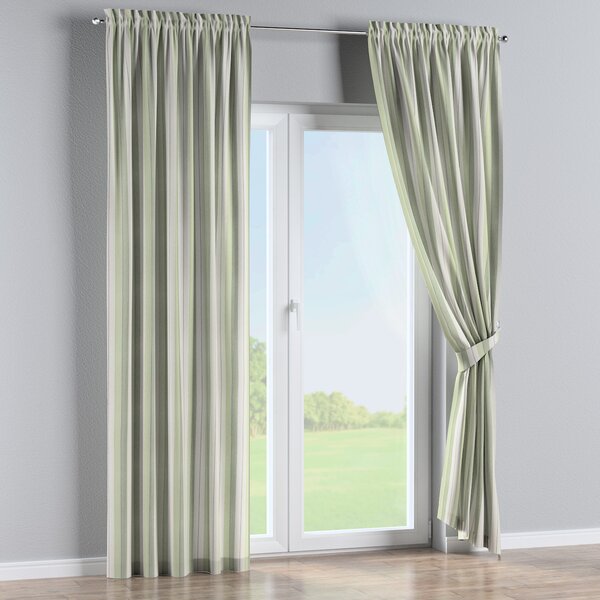 Slot and frill curtains