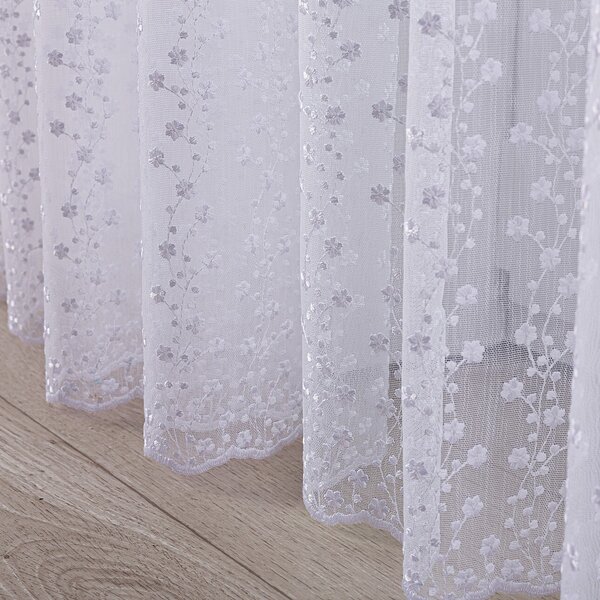 Pencil pleat voile/net curtain