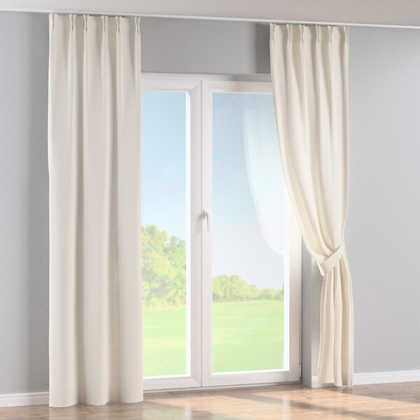 Double pinch pleat curtain