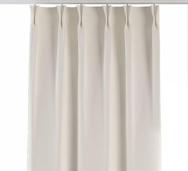 Double pinch pleat curtain