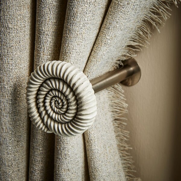 Ammonite Curtain Dresser