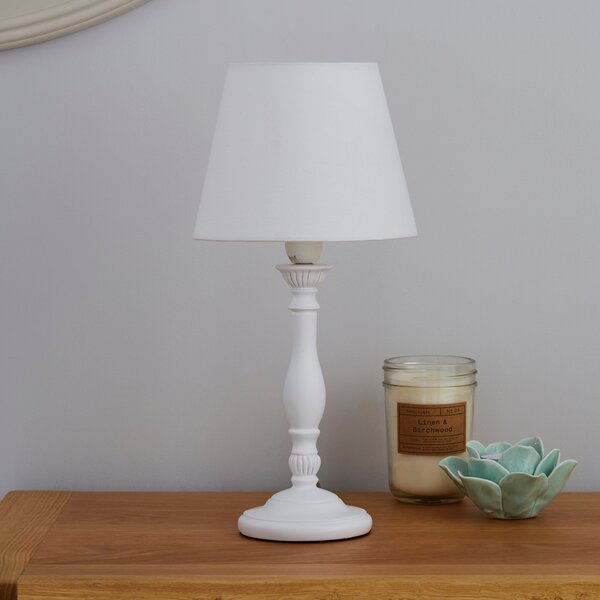 Tofty Traditional Table Lamp