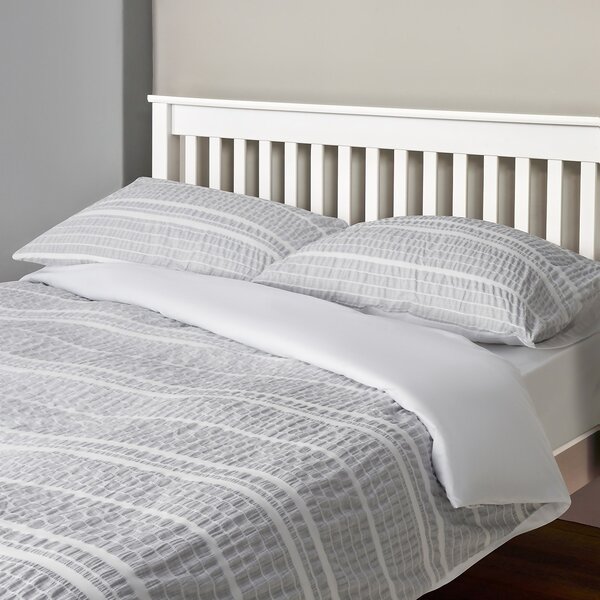 The Willow Manor Easy Care Percale Double Duvet Set Woven Sketchy Stripe