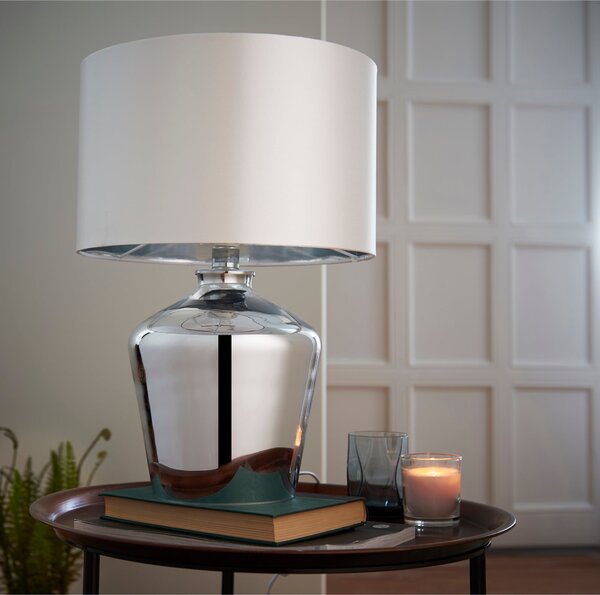 Vogue Courtland Table Lamp