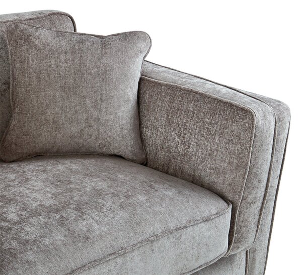 Arabella Snuggle Chair