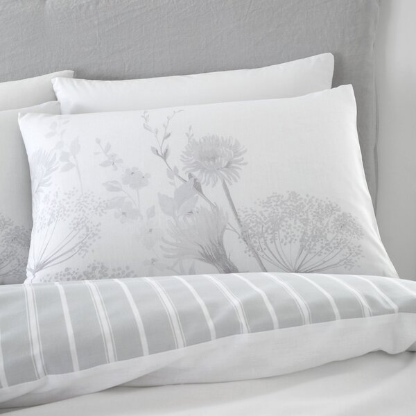 Catherine Lansfield Meadow Sweet Floral Reversible Duvet Cover and Pillowcase Set