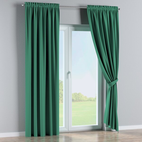 Slot and frill curtains