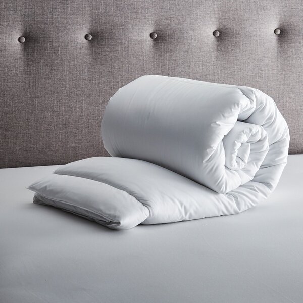 Fogarty Light & Cosy 7.5 Tog Duvet