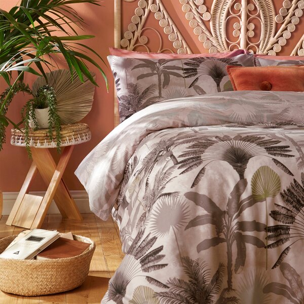 Furn. Malaysian Palm Blush Floral Reversible Duvet Cover and Pillowcase Set