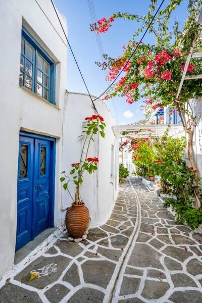 Photography White Cycladic houses with blue door, imageBROKER/Mara Brandl