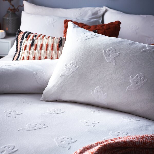 The Linen Yard Ghost Tufted 100% Cotton Duvet Cover and Pillowcase Set