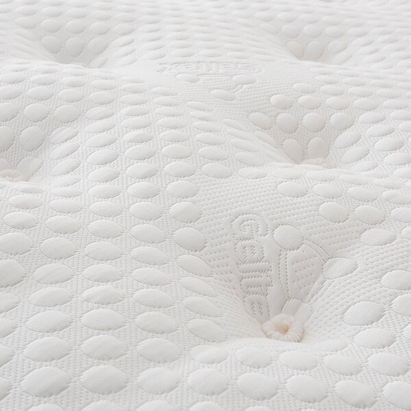 Silentnight Soft Medium 2000 Pocket Geltex Pillowtop Mattress