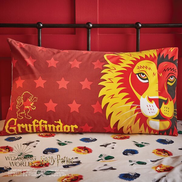 Harry Potter Gryffindor House Reversible Duvet Cover and Pillowcase Set