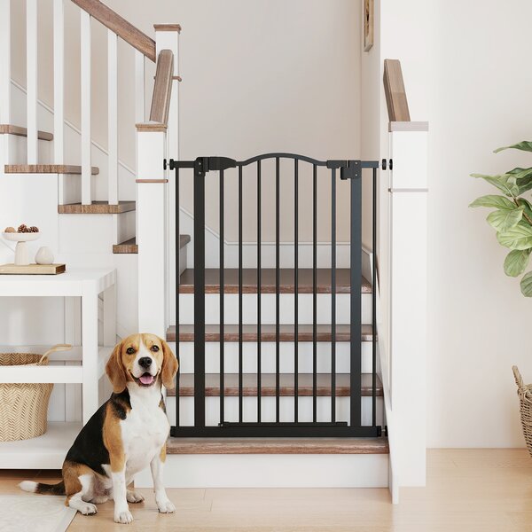PawHut 74-84cm Adjustable Metal Pet Gate Safety Barrier w/ Auto-Close Door Double Locking Easy-Open Doors Stairs Home Frames Black Aosom UK