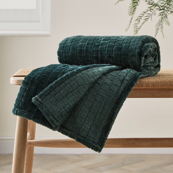 Embossed 130cm x 180cm Throw Blanket