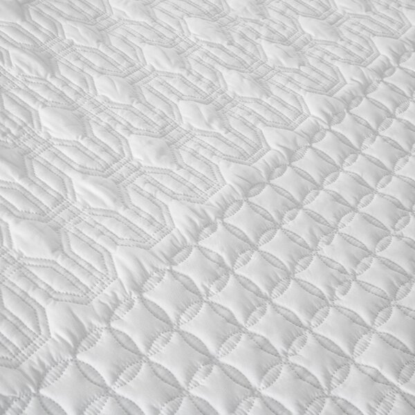 Billie White Bedspread